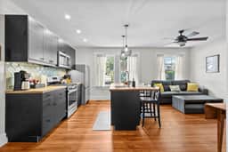 Charming Garden Home in Old Louisville - Image 2