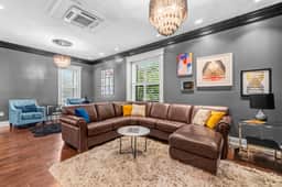 Old Louisville Charm W/Modern Amenities- Quaint - Image 2